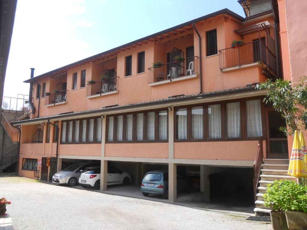 Albergo Giardino Toscolano-Maderno Exterior foto
