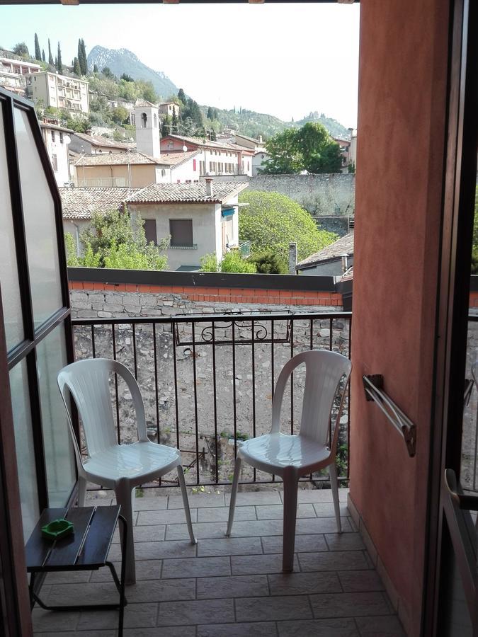 Albergo Giardino Toscolano-Maderno Exterior foto